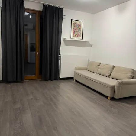 Maxapart Muranow Апартаменты Варшава